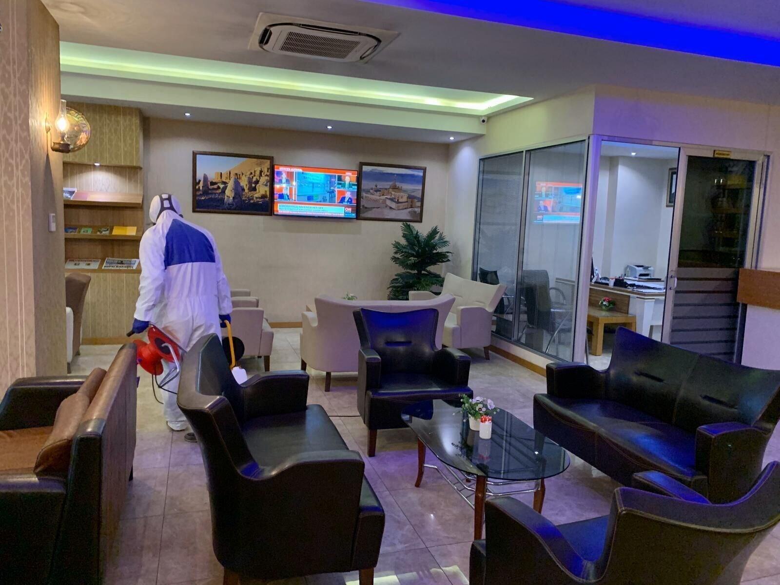 Adana Yukselhan Hotel Exterior foto
